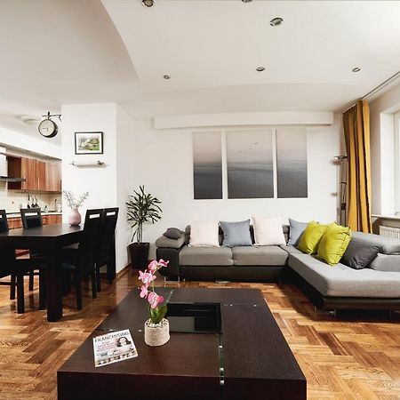 Lumina Spacious Apartment Near The Railway Station Warsaw Ngoại thất bức ảnh