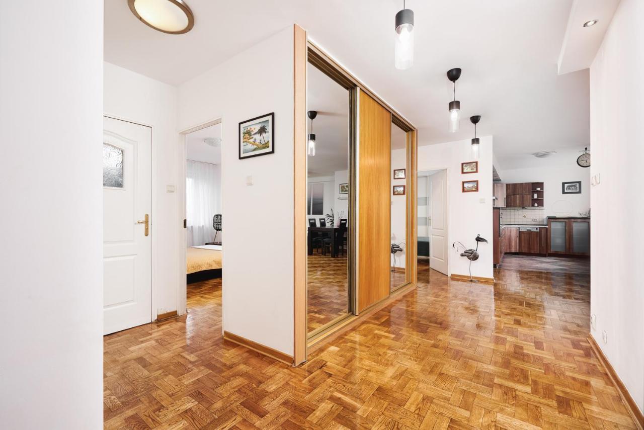 Lumina Spacious Apartment Near The Railway Station Warsaw Ngoại thất bức ảnh