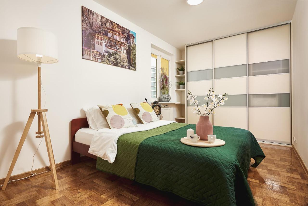 Lumina Spacious Apartment Near The Railway Station Warsaw Ngoại thất bức ảnh