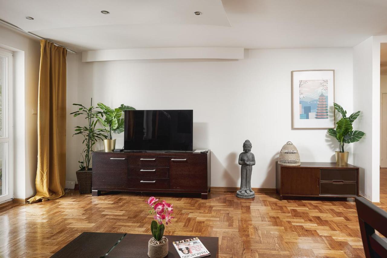 Lumina Spacious Apartment Near The Railway Station Warsaw Ngoại thất bức ảnh